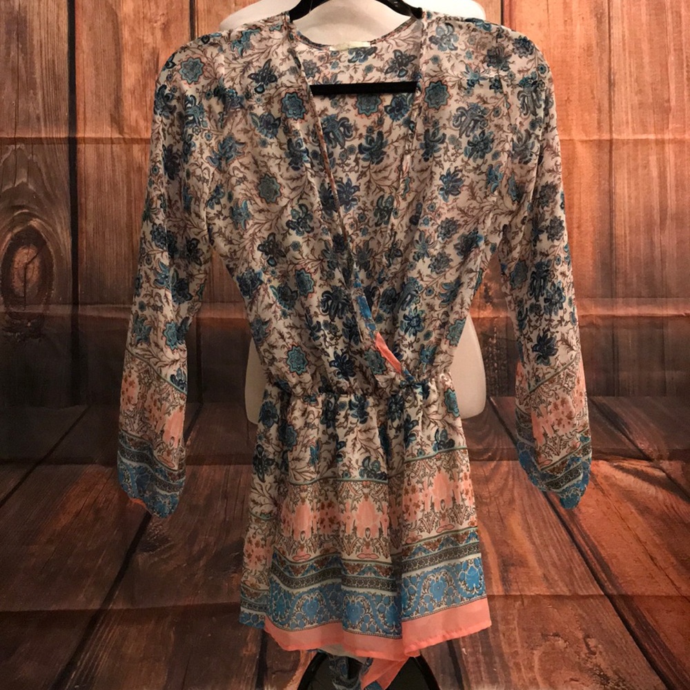Romper - Picture 1 of 3